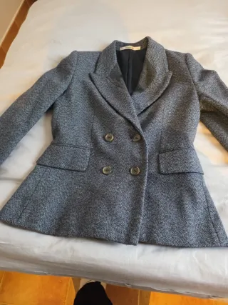 Chaqueta Bimba y Lola azul entallada