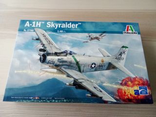 A-1H SKYRAIDER MAQUETA ITALERI 1/48