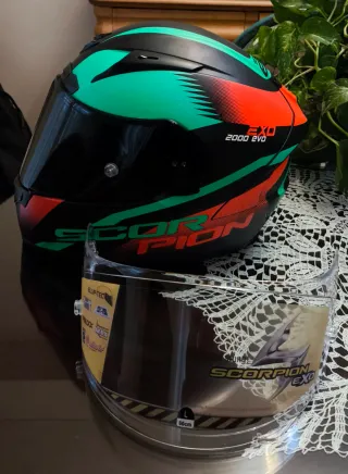 Casco Moto Scorpion Exo 2000 EVO Como nuevo