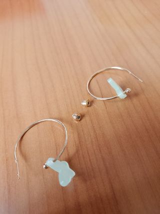 Pendientes Aro de Plata y Mariposa de Resina