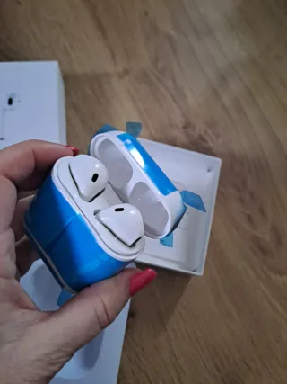 Cascos Inalámbricos Blancos