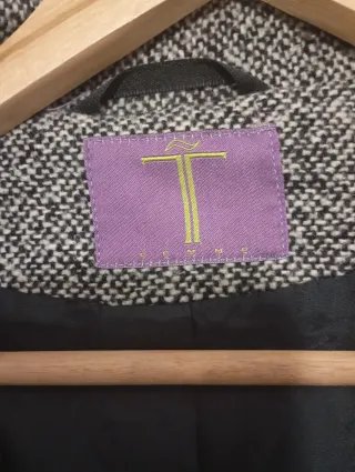 Abrigo tweed gris y negro