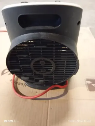 Calefactor Black+Decker Blanco y Negro