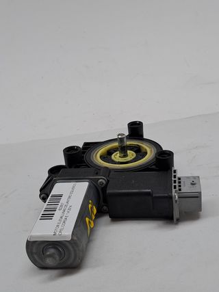 MOTOR ELEVALUNAS DELANTERO IZQUIERDO OPEL CORSA E