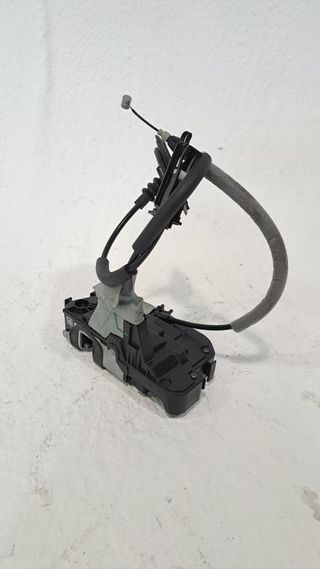 CERRADURA PUERTA TRASERA DERECHA FORD FOCUS (3)