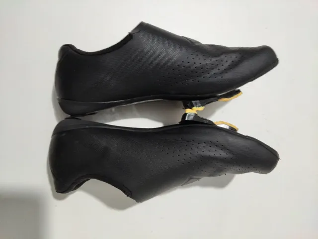 Scarpe da ciclismo su strada Shimano T41