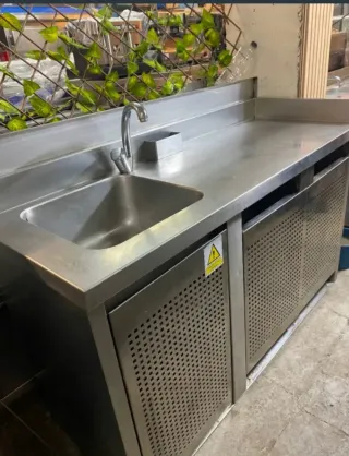 Fregadero de acero inoxidable