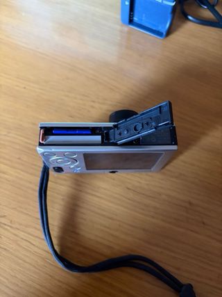 Canon Digital IXUS 70 - Set Coleccionista