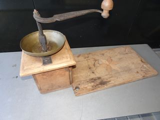 Antiguo Molinillo Café Marquetería S-XIX