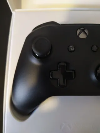 Mando original Xbox One y Series, como nuevo.