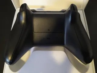 Mando original Xbox One y Series, como nuevo.