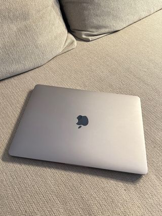 MacBook Pro Apple Grey. Good conditions