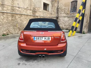 MINI Cabrio 2012
