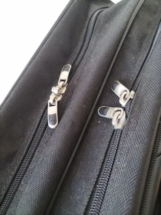 Maleta trolley Targus negra para trabajo