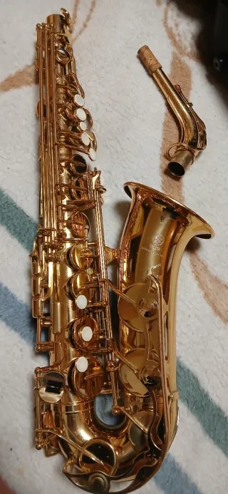 Saxofón recién revisado