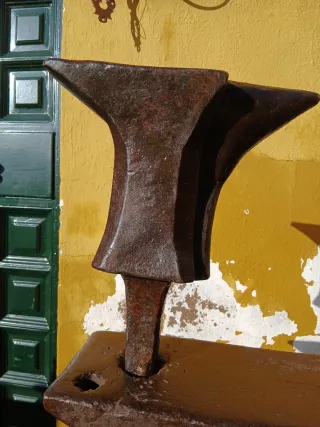 Yunque antiguo 24 kg