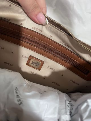 Bolso Guess Beige y Marrón Monogram