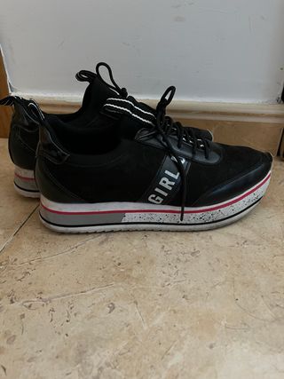 Deportivas Mujer Negras con Plataforma