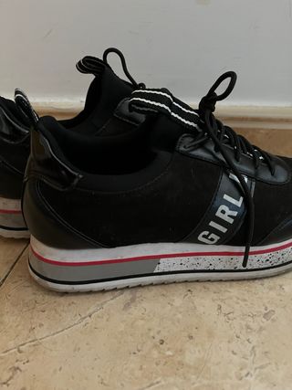 Deportivas Mujer Negras con Plataforma