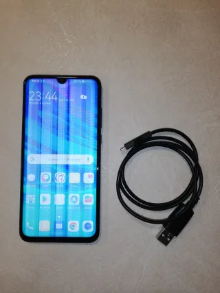 Huawei P smart 2019 Smartphone