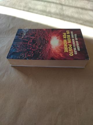 Libro un buon posto per morire Einaudi