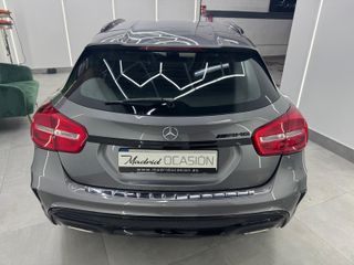 Mercedes-Benz GLA 220 CDI AMG LINE