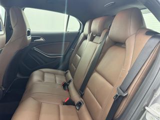 Mercedes-Benz GLA 220 CDI AMG LINE