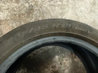 Neumático 245/45/18 Pirelli muy buen estado 20€