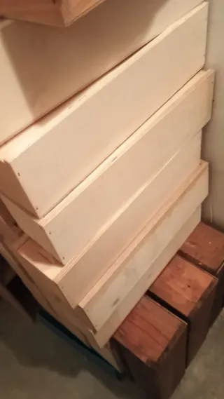 Cajas de madera variadas