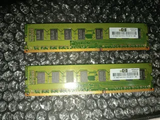 2x Samsung 2GB DDR3 RAM PC3-10600U