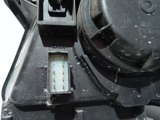 FARO DERECHO OPEL MERIVA (2)