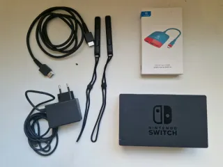 Nintendo Switch con accesorios y juegos