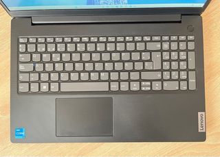 Portátil Lenovo seminuevo