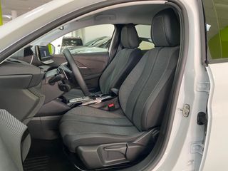 Peugeot 208 Allure Hybrid 1.2 100CV eDCS6 MHEV!!!!