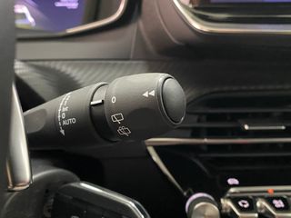 Peugeot 208 Allure Hybrid 1.2 100CV eDCS6 MHEV!!!!