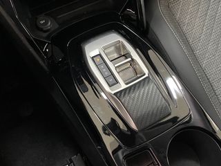 Peugeot 208 Allure Hybrid 1.2 100CV eDCS6 MHEV!!!!