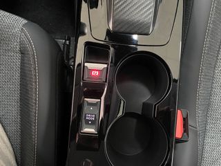 Peugeot 208 Allure Hybrid 1.2 100CV eDCS6 MHEV!!!!