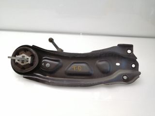 BRAZO SUSPENSION SUPERIOR TRASERO DERECHO MERCEDES-BENZ CLAS