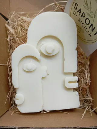 Sapone artigianale viso astratto