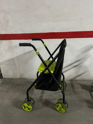 Andador plegable con asiento