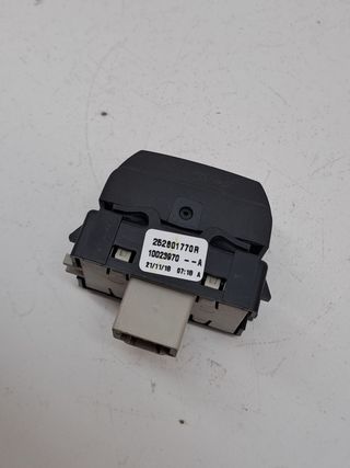 MODULO CONFORT RENAULT ZOE (6)