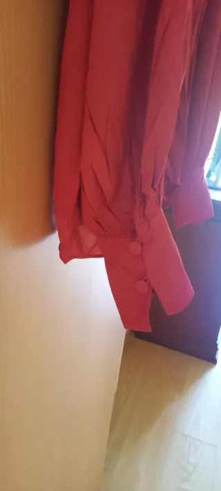 Blusa Vermelha manga comprida