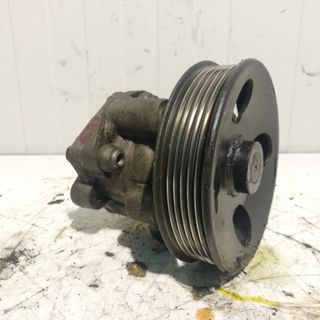 BOMBA DIRECCION KIA CARENS