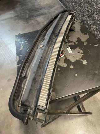 Gocciolatoio parabrezza BMW E46 320d 837066