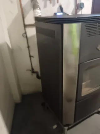 Hidroestufa Biomasa Ecofores 23 kW