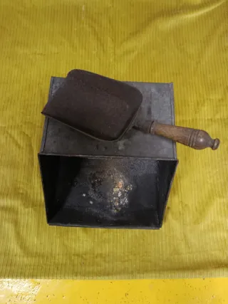 ANTIGUA CARBONERA MADERA