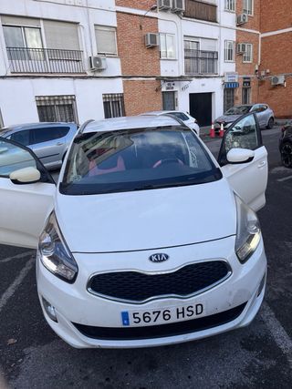 KIA Carens 2012