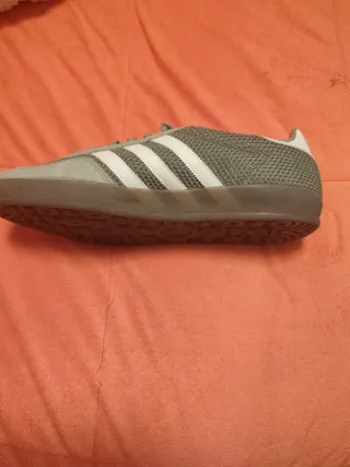 Zapatillas Adidas Beige/Verde Talla 47 1/3