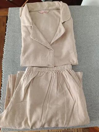 Conjunto Pijama de flanela Bege