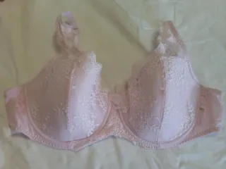 Soutien-gorge Pour Moi 38DD/100E avec armatures